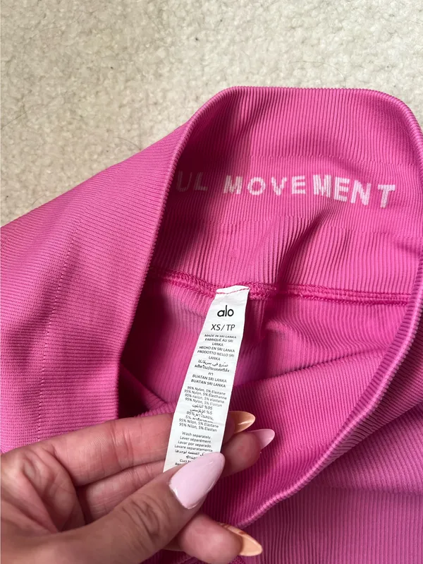 Alo Yoga Paradise Pink Shorts - Image 3