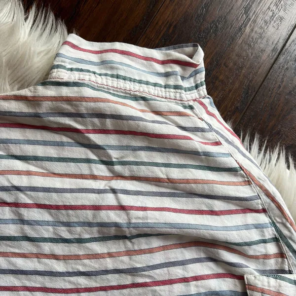 Park Popover Shirt in Rainbow Stripe - Image 7