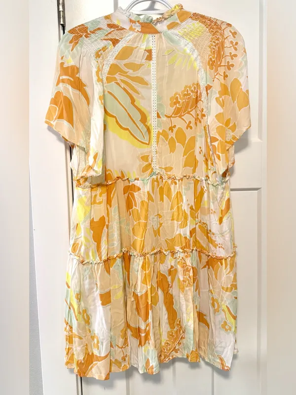 Olivaceous Good Karma Tiered Babydoll Boho Floral Mini Dress Size Medium - Image 3