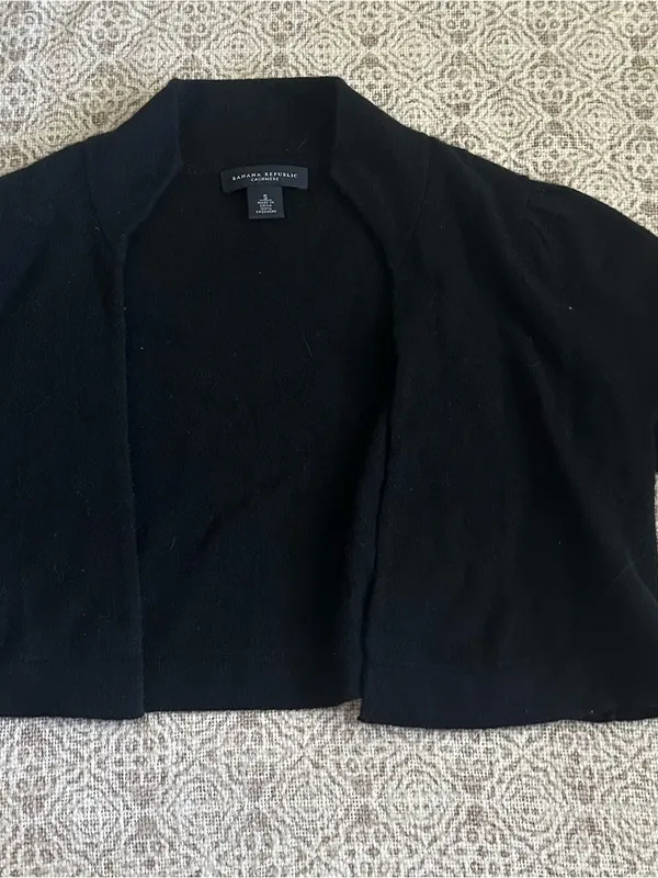 Banana Republic Black Cashmere Cropped Bolero Cardigan Sweater - Image 2