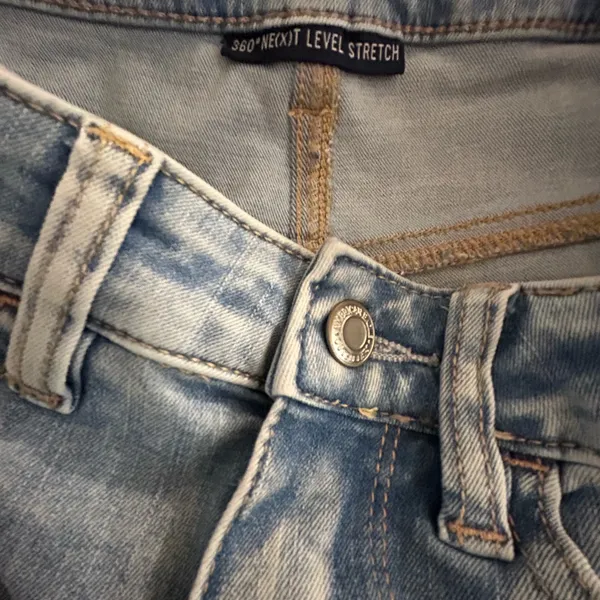 American Eagle 🦅 360 Next level stretch distressed hem skinny - Image 10
