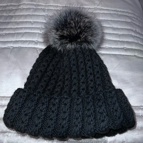 🌟 🧶 Handmade Unisex Black Knitted Beanie Winter Hat - Image 2
