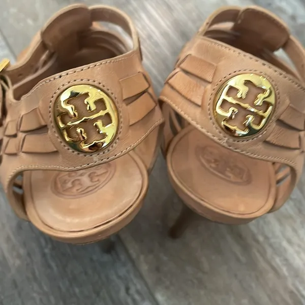 TORY BURCH Nadia brown woven leather logo detail huarache sandals heels 9.5 - Image 7
