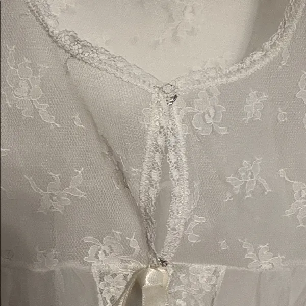 VTG Formfit Rogers Sheer White Lace Lingerie Bridal Whimsical. - Image 4