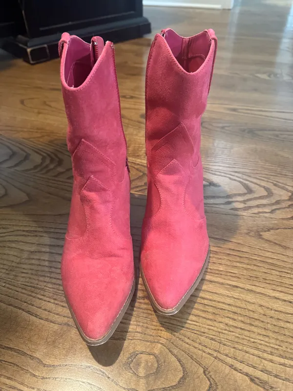 Pink Cowboy Boots Size 8 - Image 5