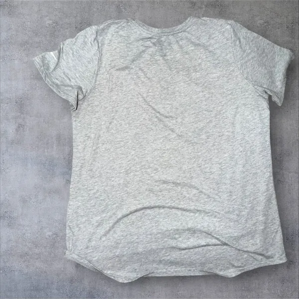 Nike Womens Dri-FIT Soccer Graphic Tee Grey Red Gradient Athletic Cut Size L - Image 2