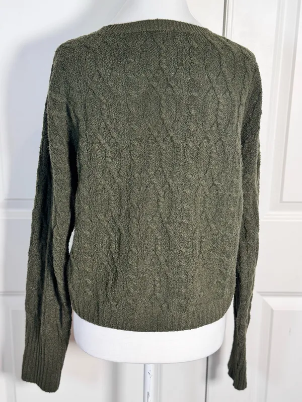 Wild Fable Olive Green Cable Knit Cropped Sweater S Boxy Preppy Academia Fall CabinCore - Image 3