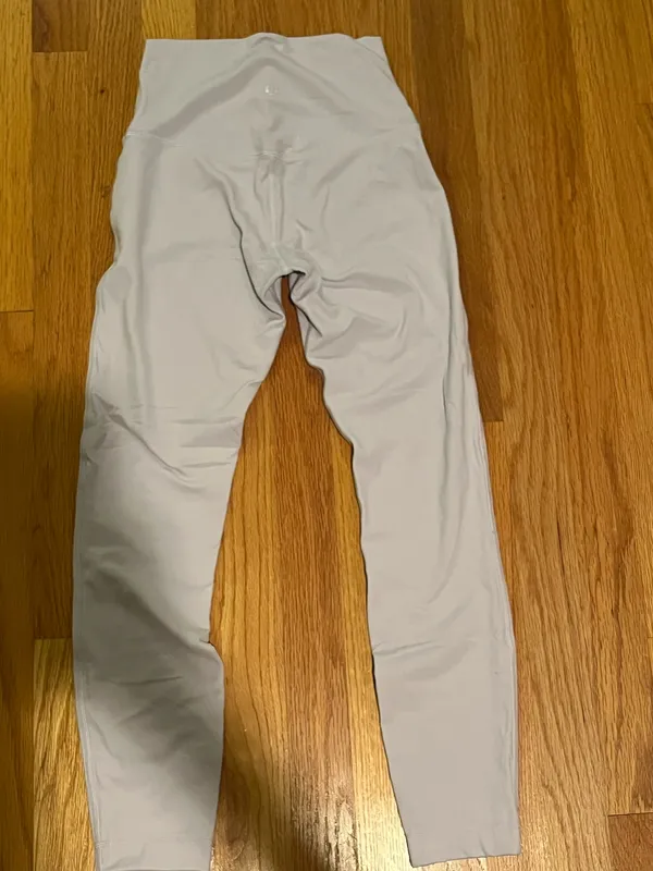 Lululemon Align High-Rise 28" - Image 2