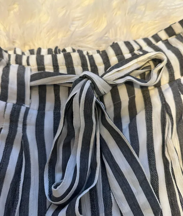 American Eagle Striped Pants - Image 5