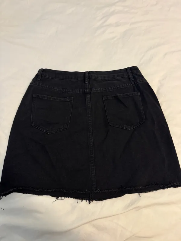 Black Denim Skirt Size L - Image 3