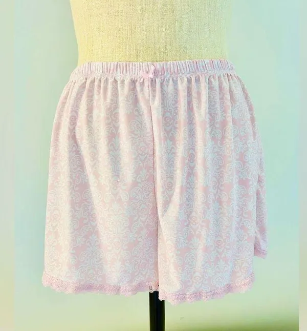 Rene Rofe 2 Piece Pajama Shorts Set Pink and White size Medium - Image 10