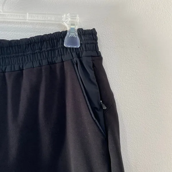 Athleta Triumph Hybrid Wide Crop Black Pants Size‎ M #533711 - Image 4