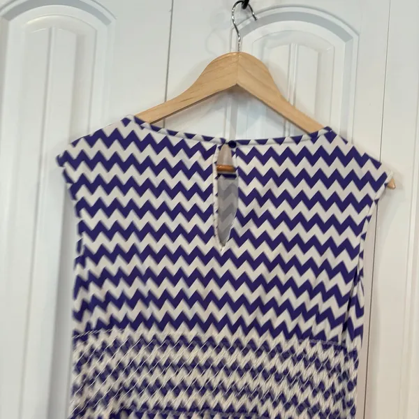 Kate Spade Blue And‎ White Chevron Dress XS - Image 6