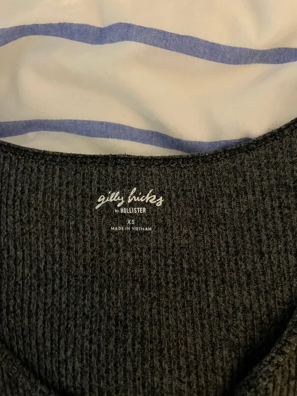Hollister Gully Hicks Grey Xs tank - Image 3