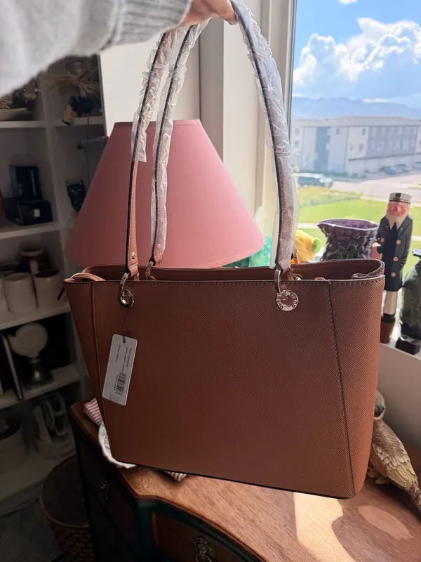 Guess Bag Noelle Medium Laptop Office Tote Bag Light Cognac Brown Work Bag - Image 5