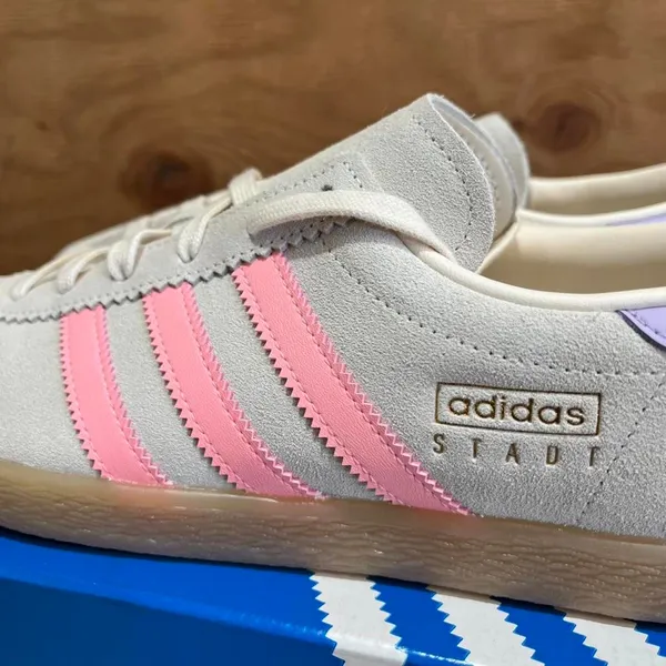 Adidas Women's Trainers - Image 4