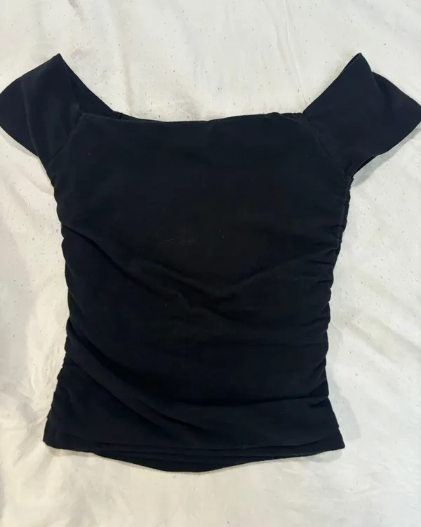 Hollister Top - Image 2