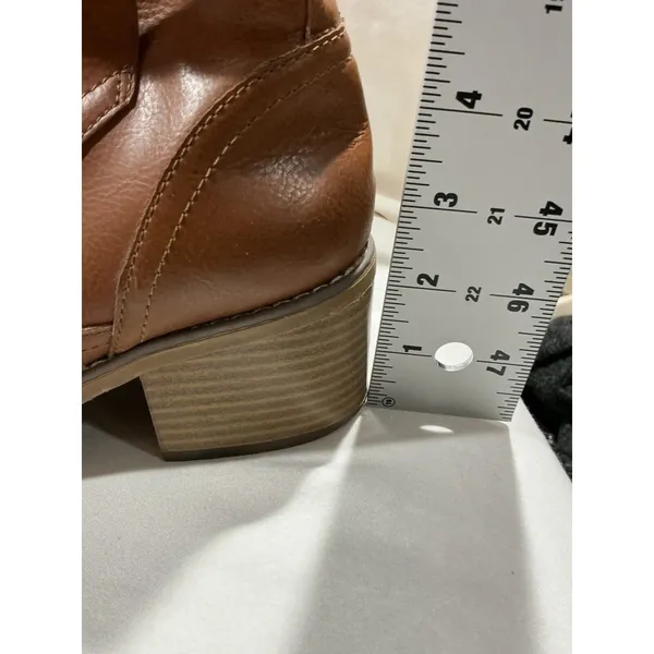 Woman’s Mossimo Cowboy Ankle Boot With Heel Brown Leather 6 1/2 - Image 5
