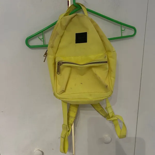 Herschel Yellow Backpack small - Image 5