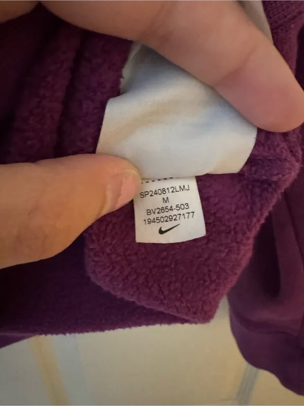 Nike Pullover Hoodie - Image 5