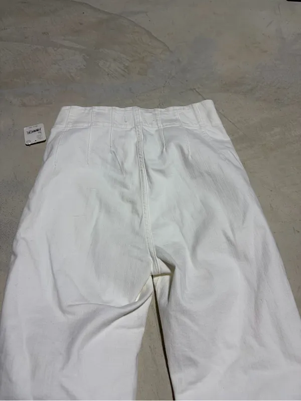 We the free people NWT Women’s White Flared Jeans 30 MARKS MSRP$98 - Image 13