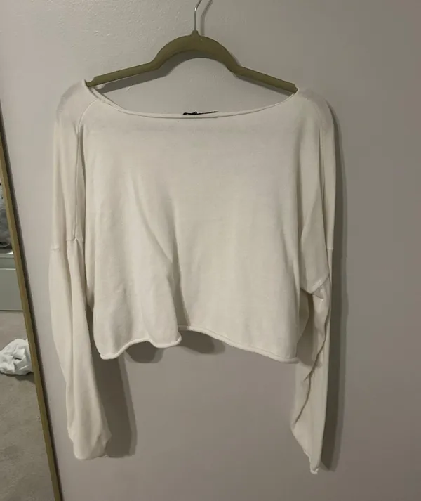 Sweater - Image 3