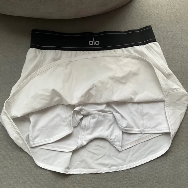 Alo Yoga Match Point Tennis Skirt White S - Image 4
