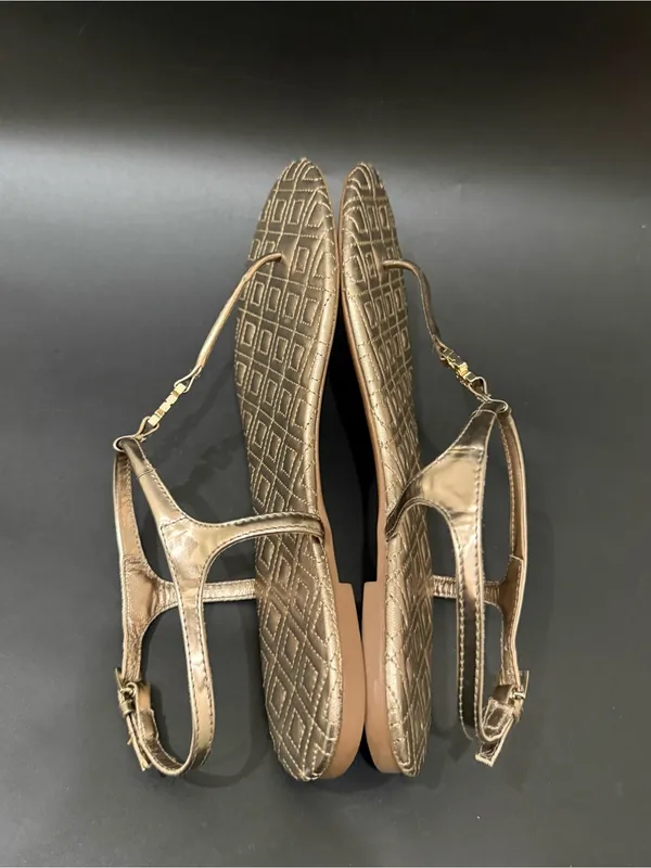 TORY BURCH Marion Quilted Gold Metallic Leather T-Strap Thong Sandals US Size 9M - Image 8