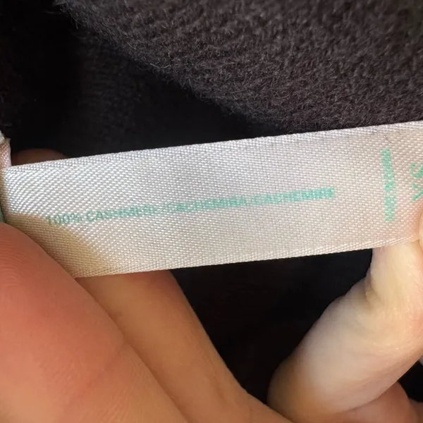 AQUA Cashmere Turtleneck Sweater - Image 10
