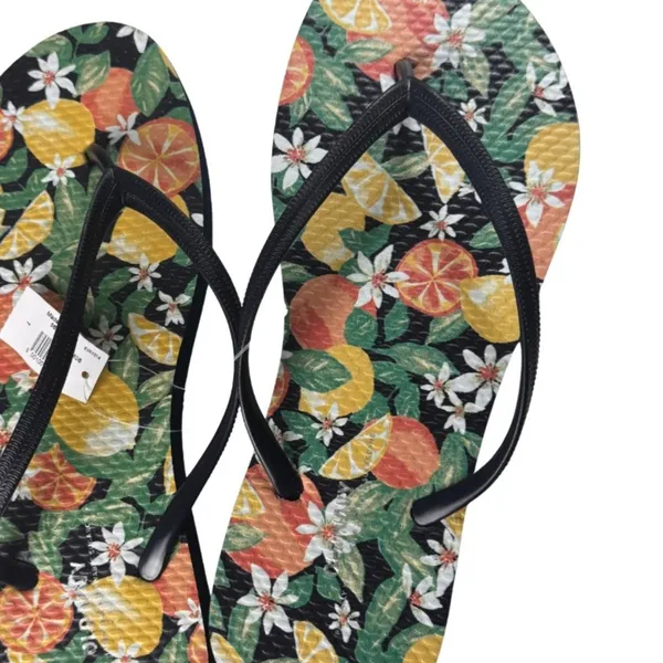 Old Navy Women's Black-Strap Flip Flops with Citrus Floral Print Sz 7 New - Image 2
