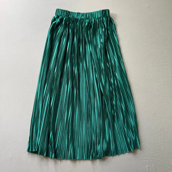 Sugarlips All That Glimmers Pleated Midi Skirt - Image 12
