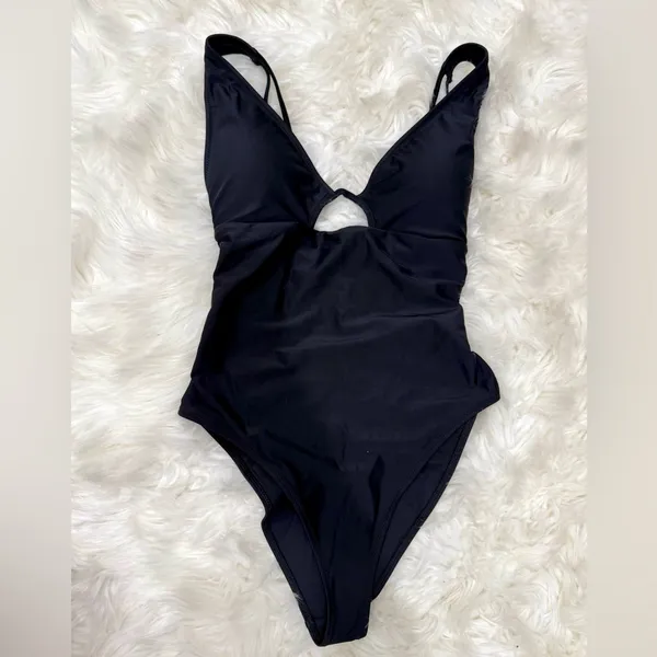 Gymshark Black Cutout One-Piece Swimsuit Strappy Back Medium - Image 5