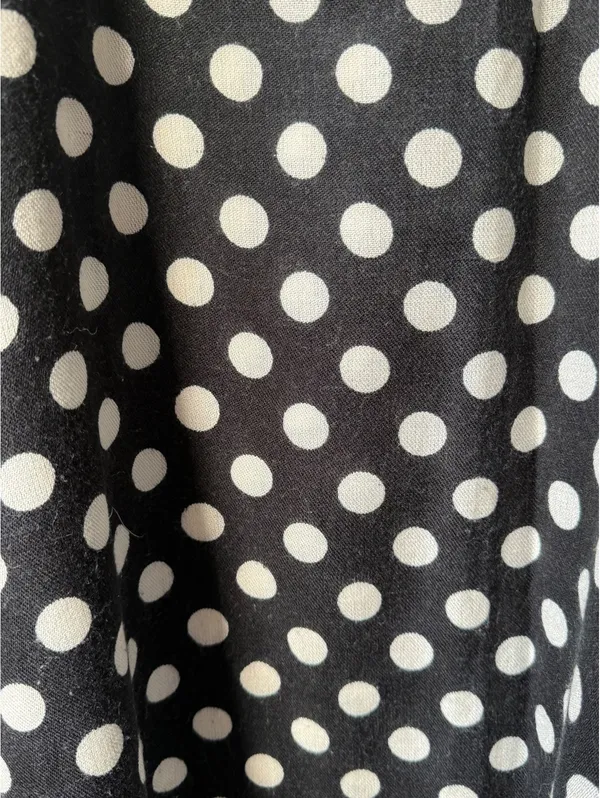 Black and White Polka Dot Shawl with Fringe - Image 4