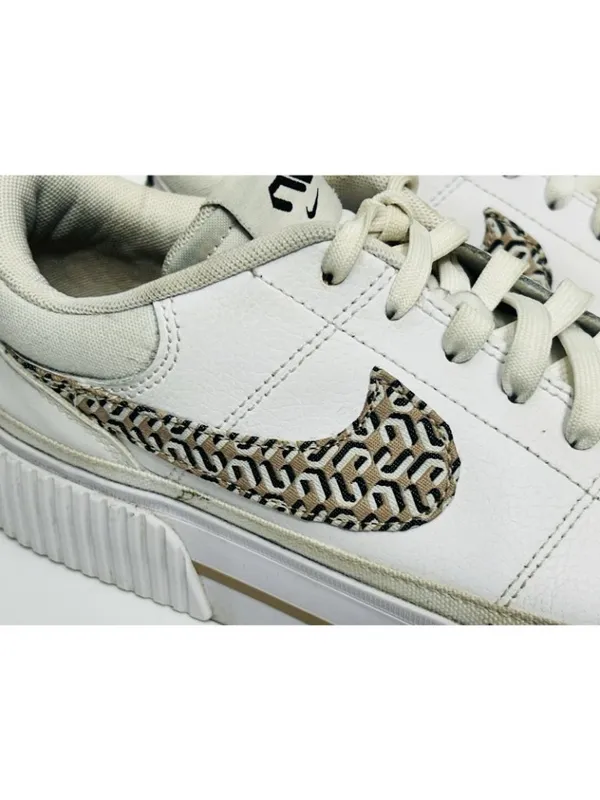 Nike Court Legacy Lift United In Victory Women's Sneakers Sz 9 White FD0558-100 - Image 3