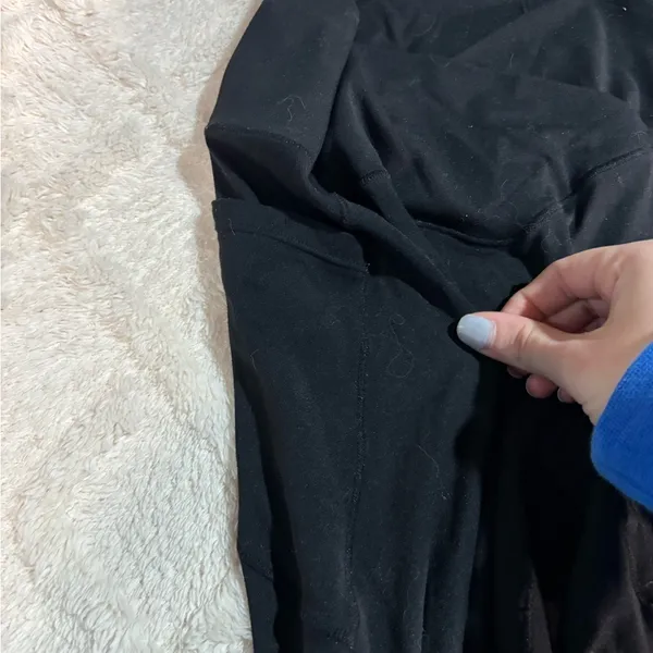 Halara leggings small - Image 3