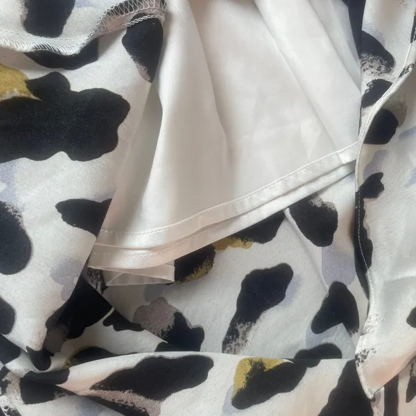 White Leopard‎ Midi Skirt Large Black - Image 9