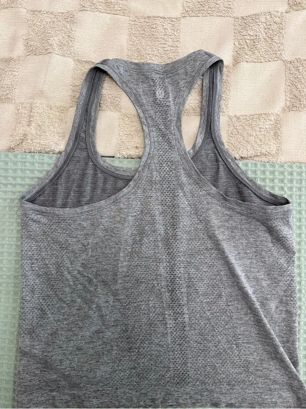 Lululemon Swiftly Tech Racerback‎ Tank size 8 - Image 4