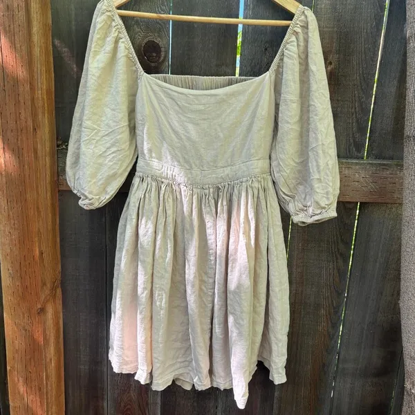 Mable Linen Blend Beige Londyn 3/4 Puff Sleeve Open Back Mini Dress Small - Image 3