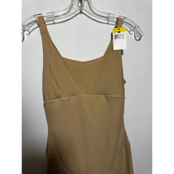Brand New Maidenform Women's Size Medium Beige One Piece Bodysuit Shapewear - Image 6