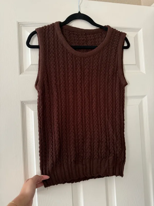 Chocolate Brown Cable Knit Sweater Vest Size M - Image 2