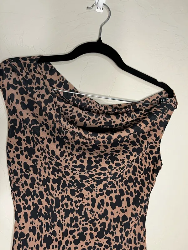 Commense NWT Asymetrical‎ Collar Animal Leopard Drapey Mini Dress - Image 3