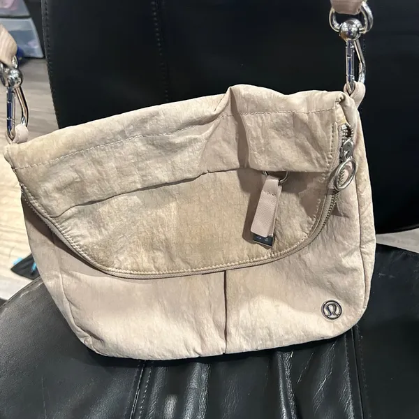 lululemon athletica Cream Crossbody Bag - Image 7