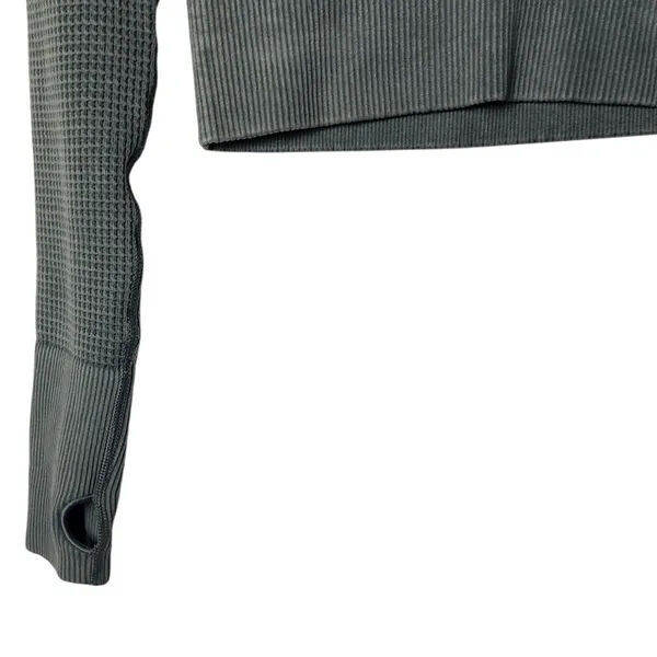 Offline By Aerie Sage Green Long Sleeve Henley Waffle Knit Crop Top Size XS - Image 4