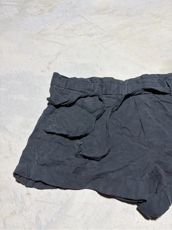 Aerie Casual charcoal gray Tie-Waist Shorts medium - Image 2