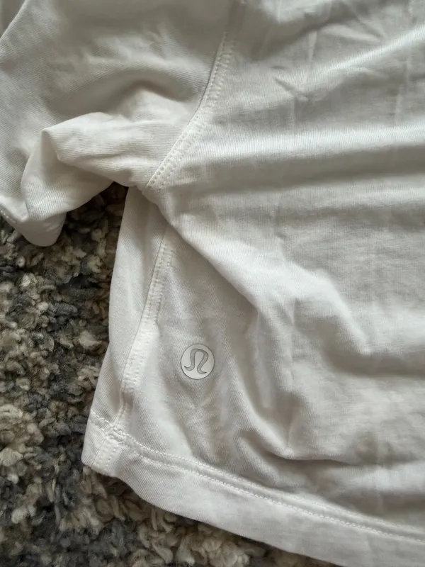 Lululemon Short Sleeve - Image 3