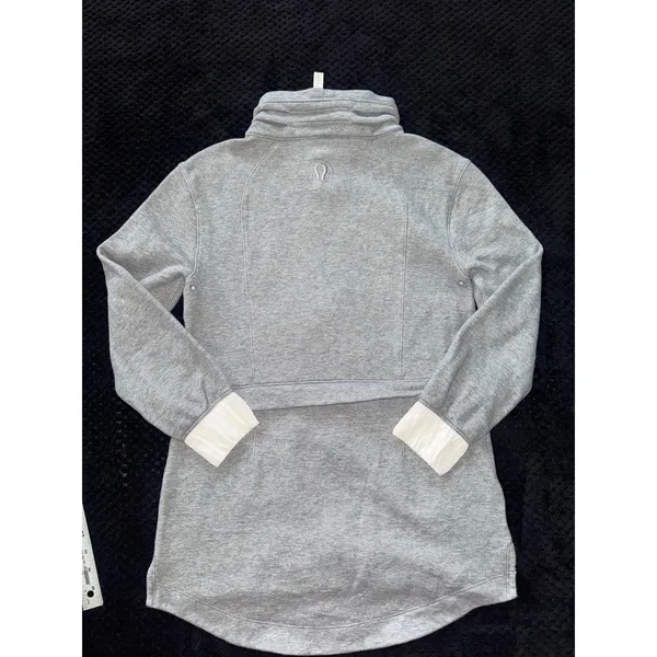 Lululemon Women's Light as Warmth Jacket Grey Fleece Full Zip Size‎ 6 - Image 8