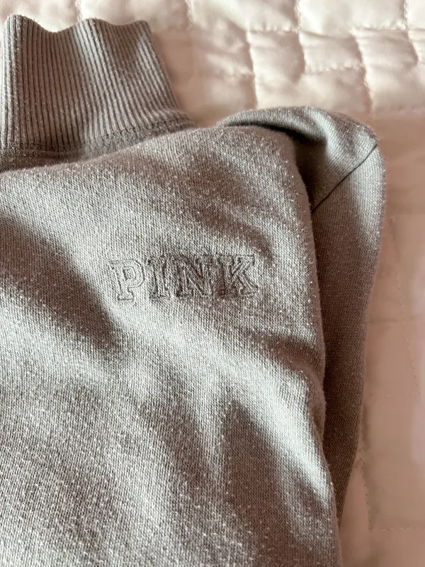 PINK Victoria’s Secret Light Grey Cropped Hoodie Size Small - Image 3