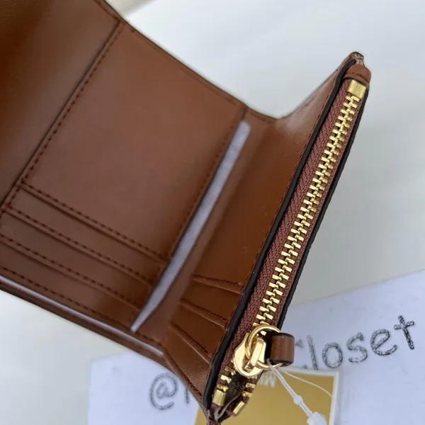 Michael Kors Vanilla Carmen Wallet Trifold Medium Leather Purse - Image 6