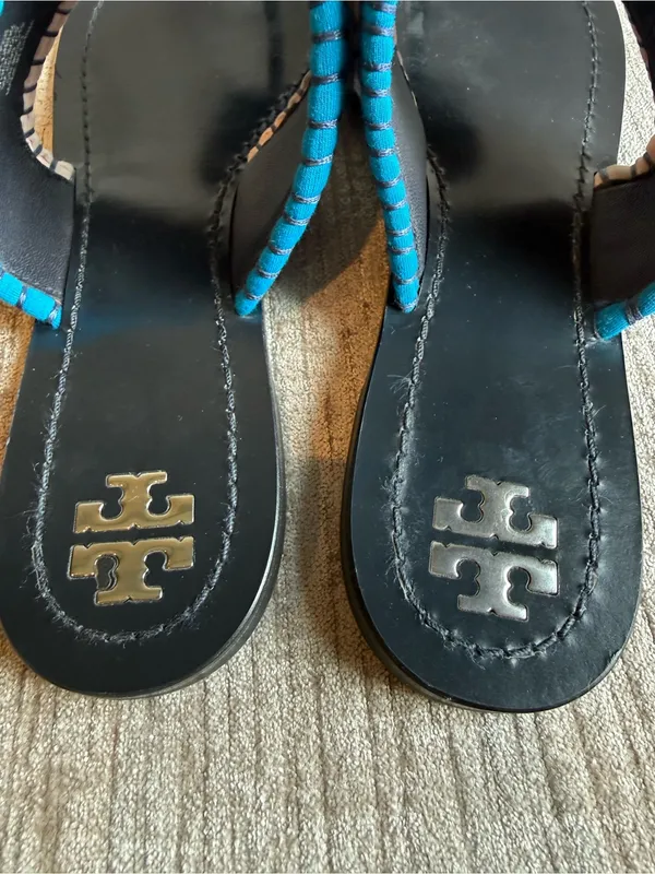 Tory Burch Women's Patos Sport Blue Silver Disk Thong Sandals Flip Flops - Image 3