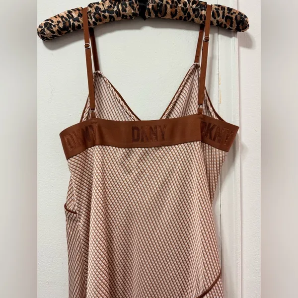 NWT $129 DKNY Dress Satin Mini Grid Print Adjustable Straps V Neck Women Medium - Image 7